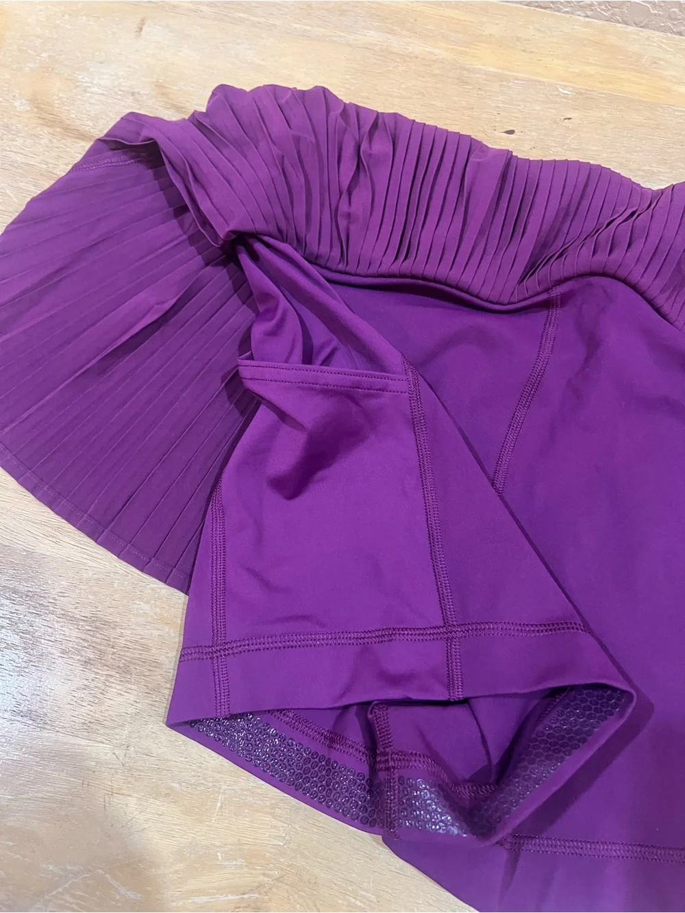lululemon athletica Repleat HR Tennis Skirt Color ULTP Size 6